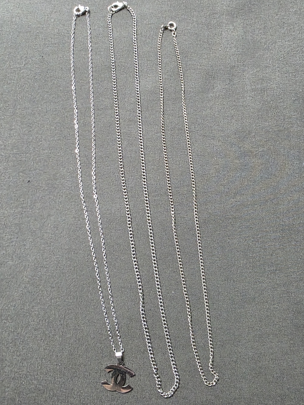 Estate - Silver Tone - Lot Fashiom Layerable Chain Necklaces - 296